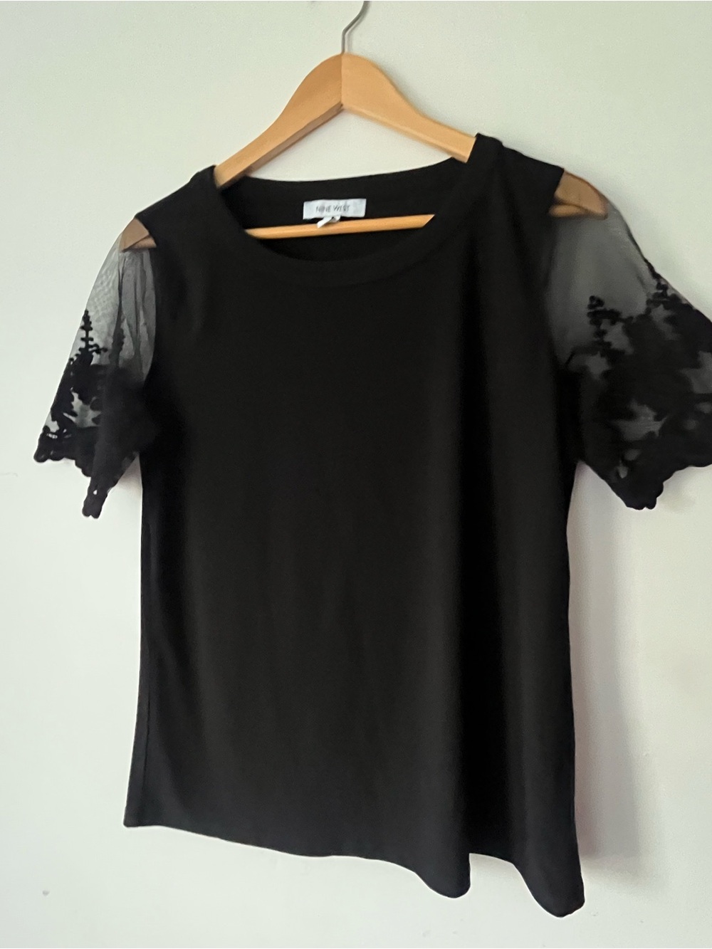 Black Women's Lace Sleeve Top by Nine West M